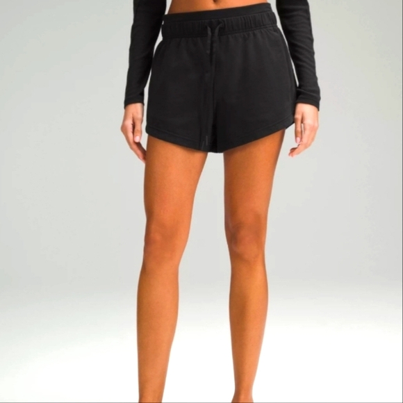 Lululemon Inner Glow Short 3" Terry Black Size 14 Womens Plus Pockets - Picture 1 of 17